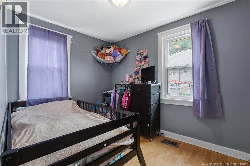 20 Aiton Road - 16