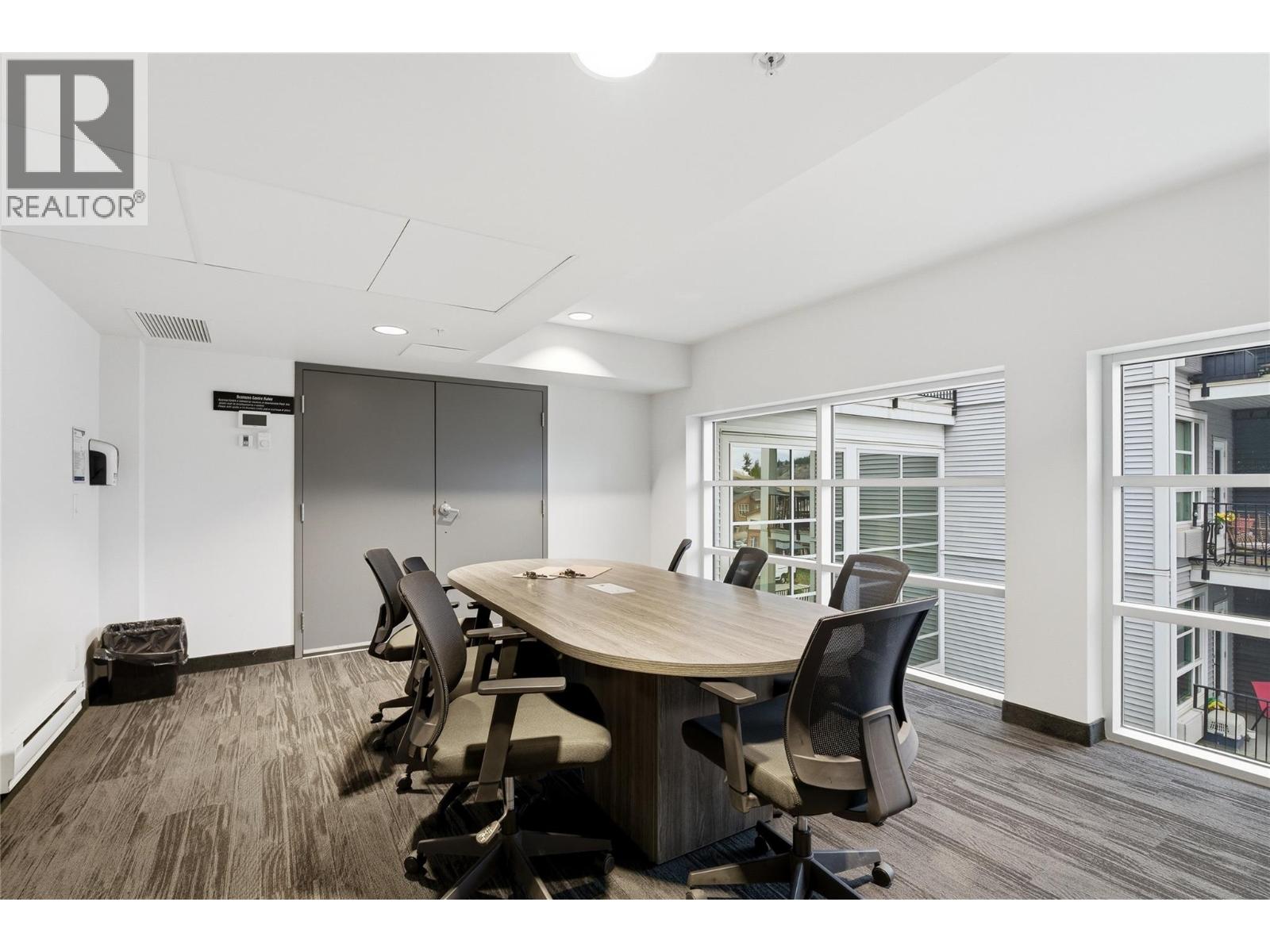 #114 1880 HUGH ALLAN Drive - 45