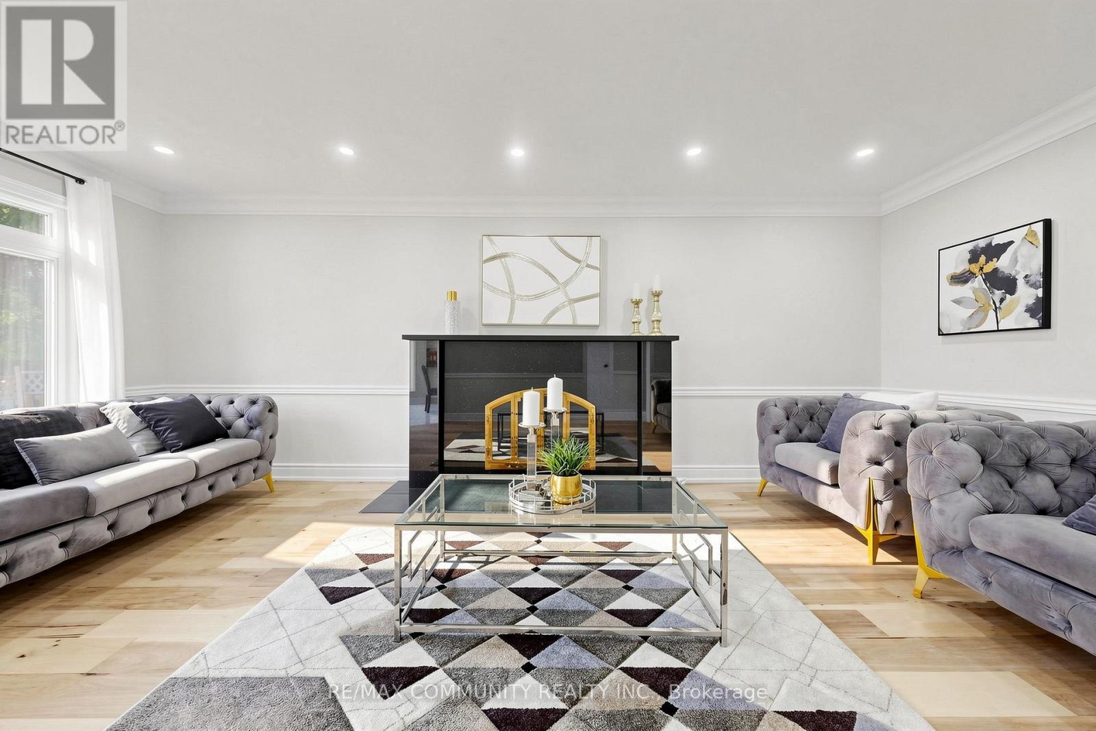 1002 RIVERVIEW CRESCENT - 15