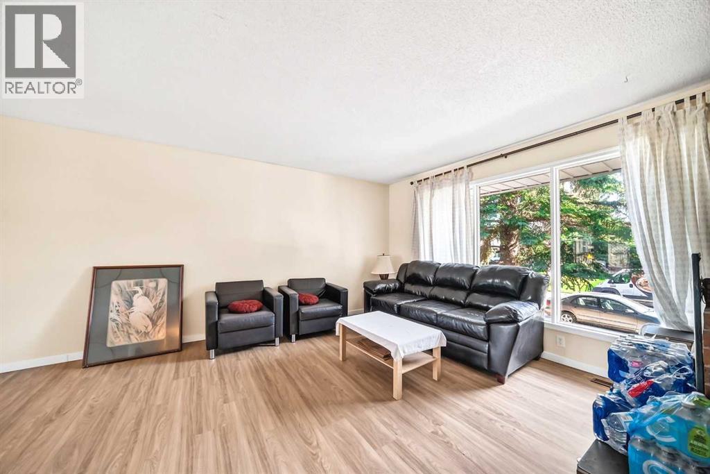 5051 Vantage Crescent NW - 5