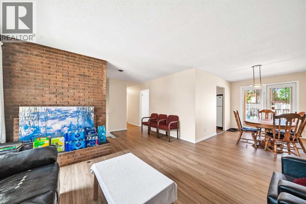 5051 Vantage Crescent NW - 7