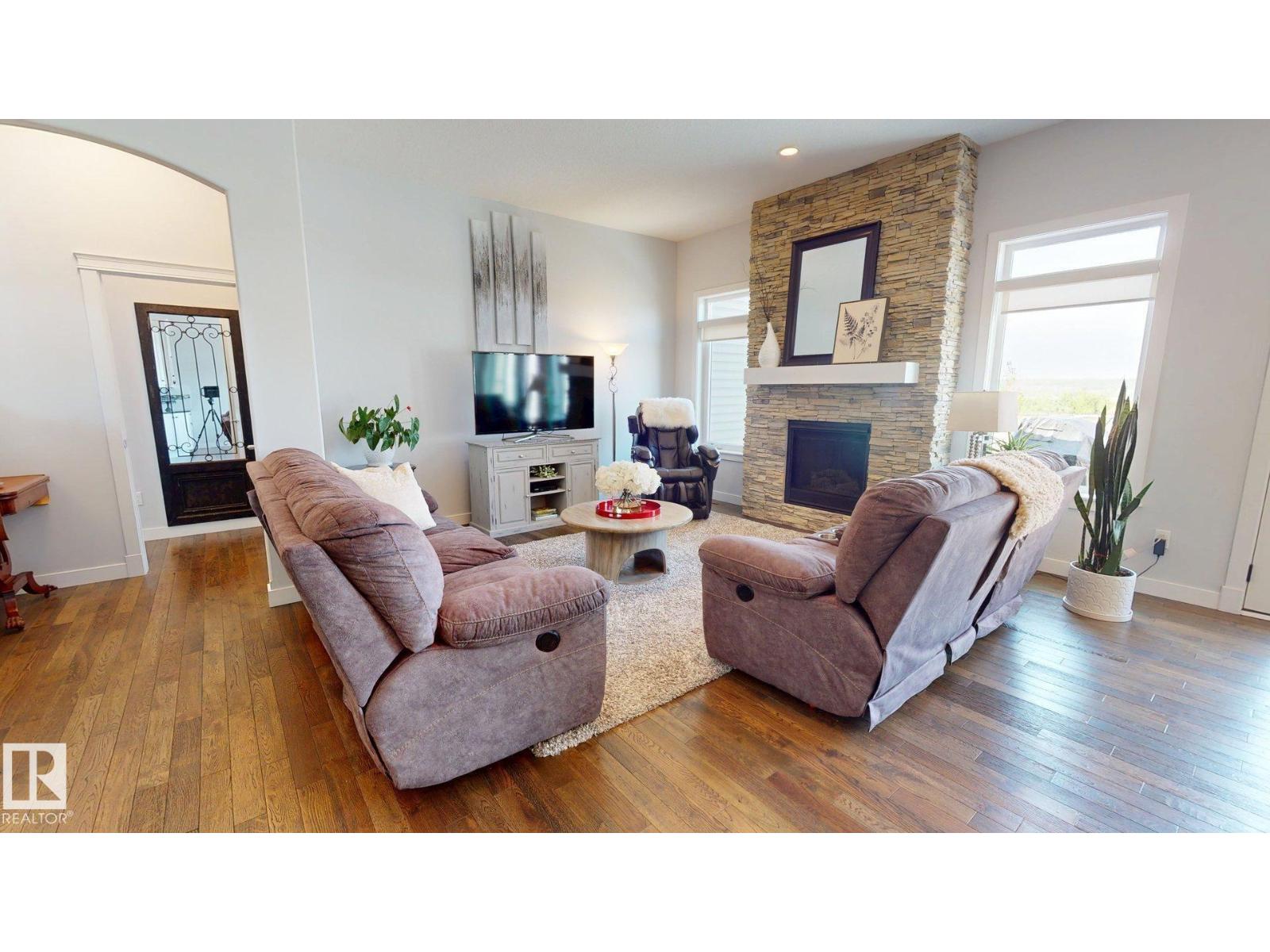 42 COTTONWOOD CR - Image 2