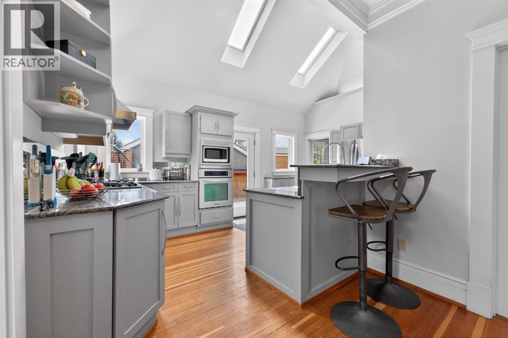 625 29 Avenue SW - 11