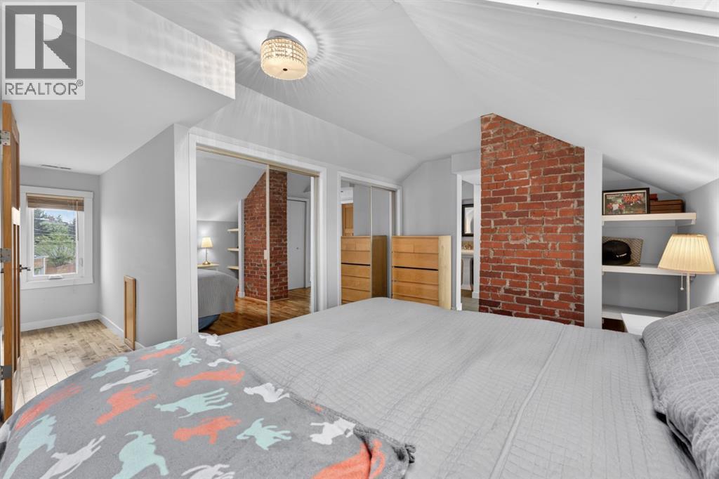625 29 Avenue SW - 17