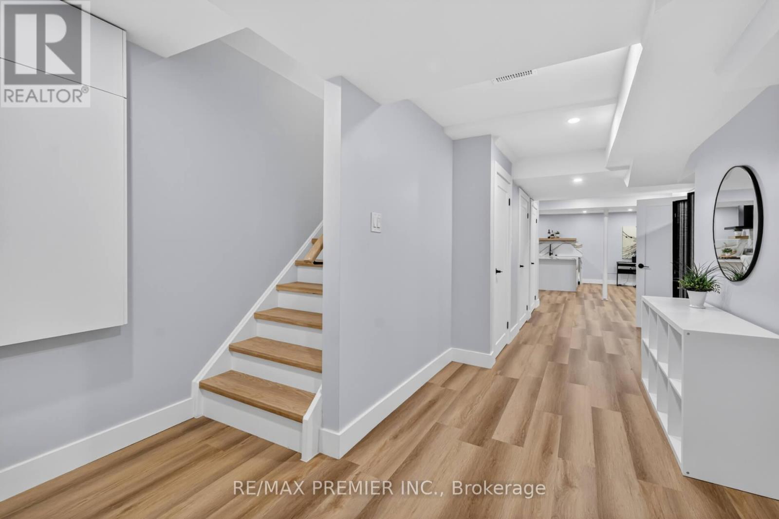126 BARROW AVENUE - 30
