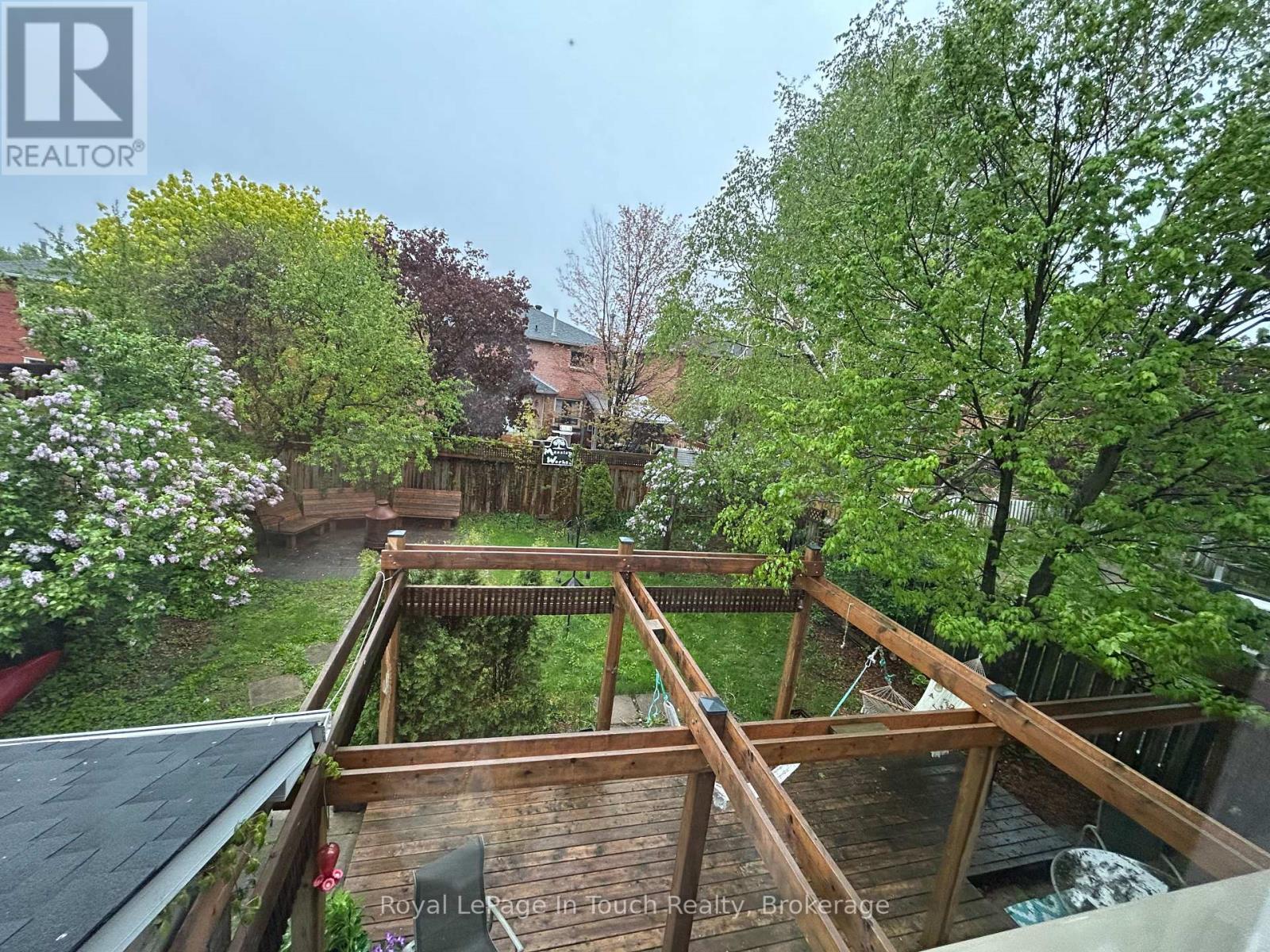153 FERNDALE DRIVE S - 8