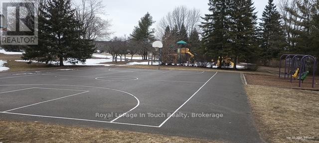 153 FERNDALE DRIVE S - 42