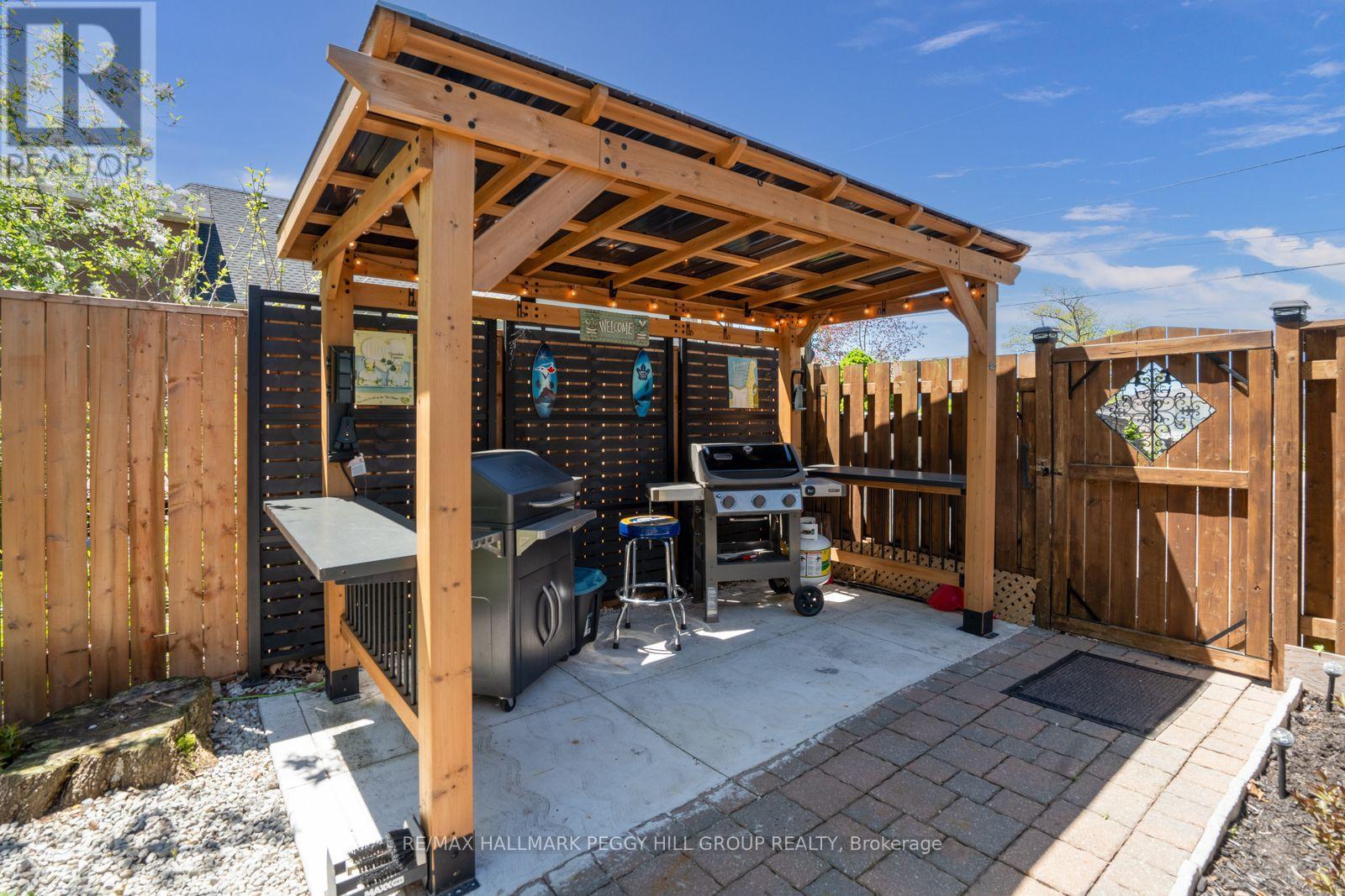 41 LAIDLAW STREET - 19