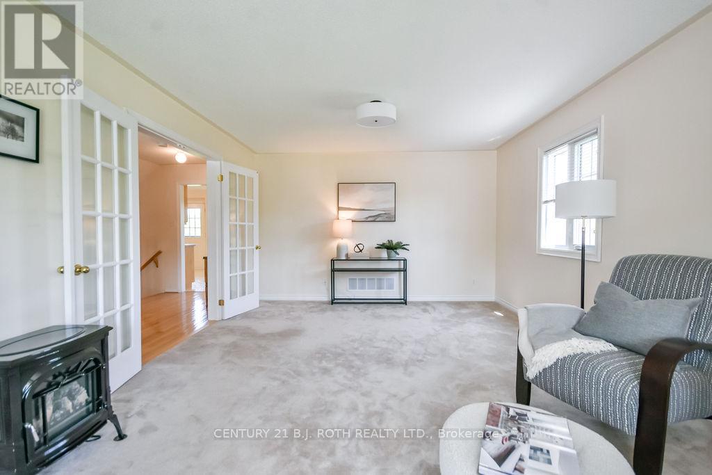20 BOYD CRESCENT - 13