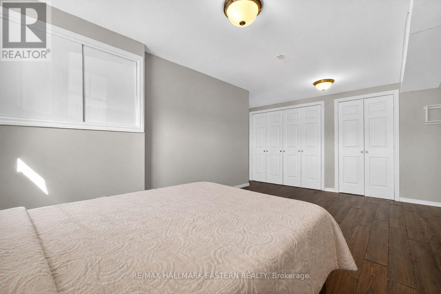 285 TOWERHILL ROAD - 16