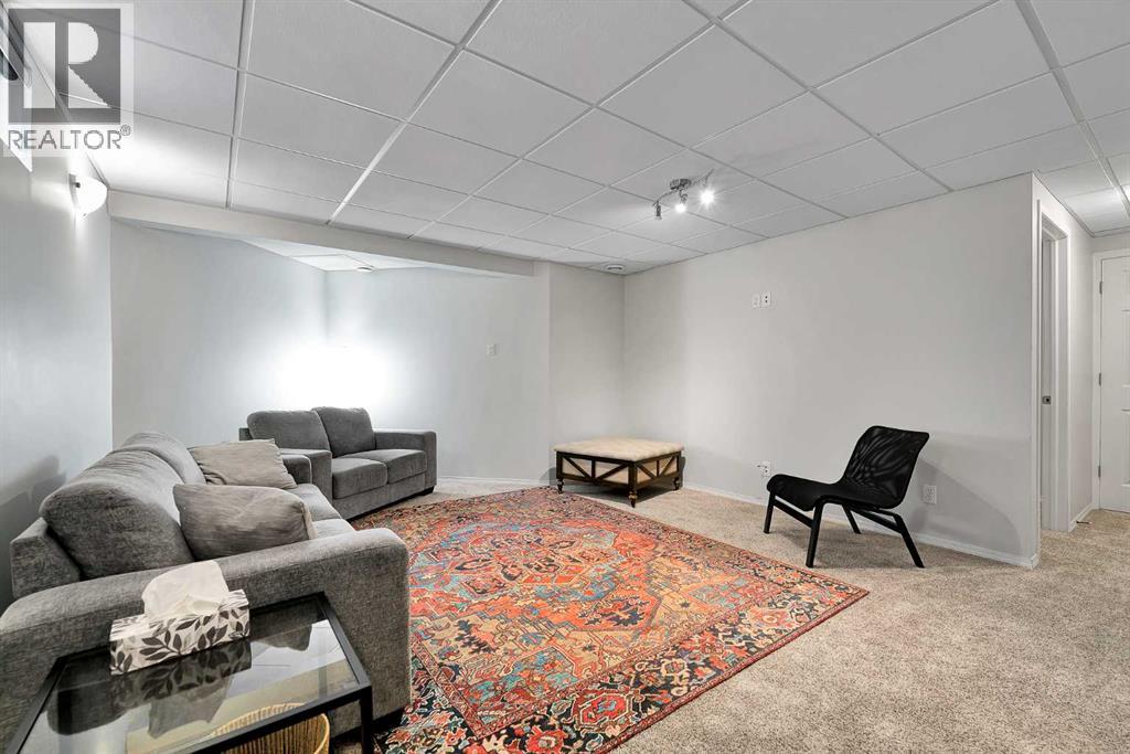 60 Arbour Crest Terrace NW - 34