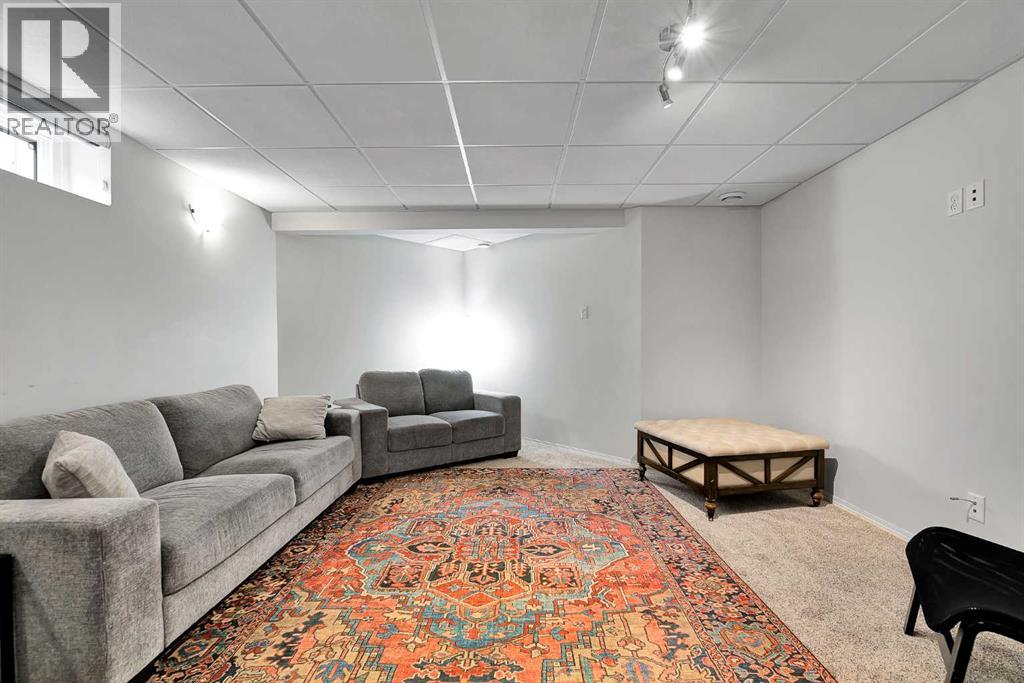 60 Arbour Crest Terrace NW - 35