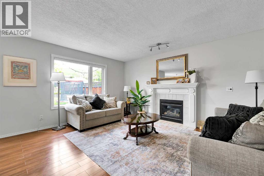 60 Arbour Crest Terrace NW - 4