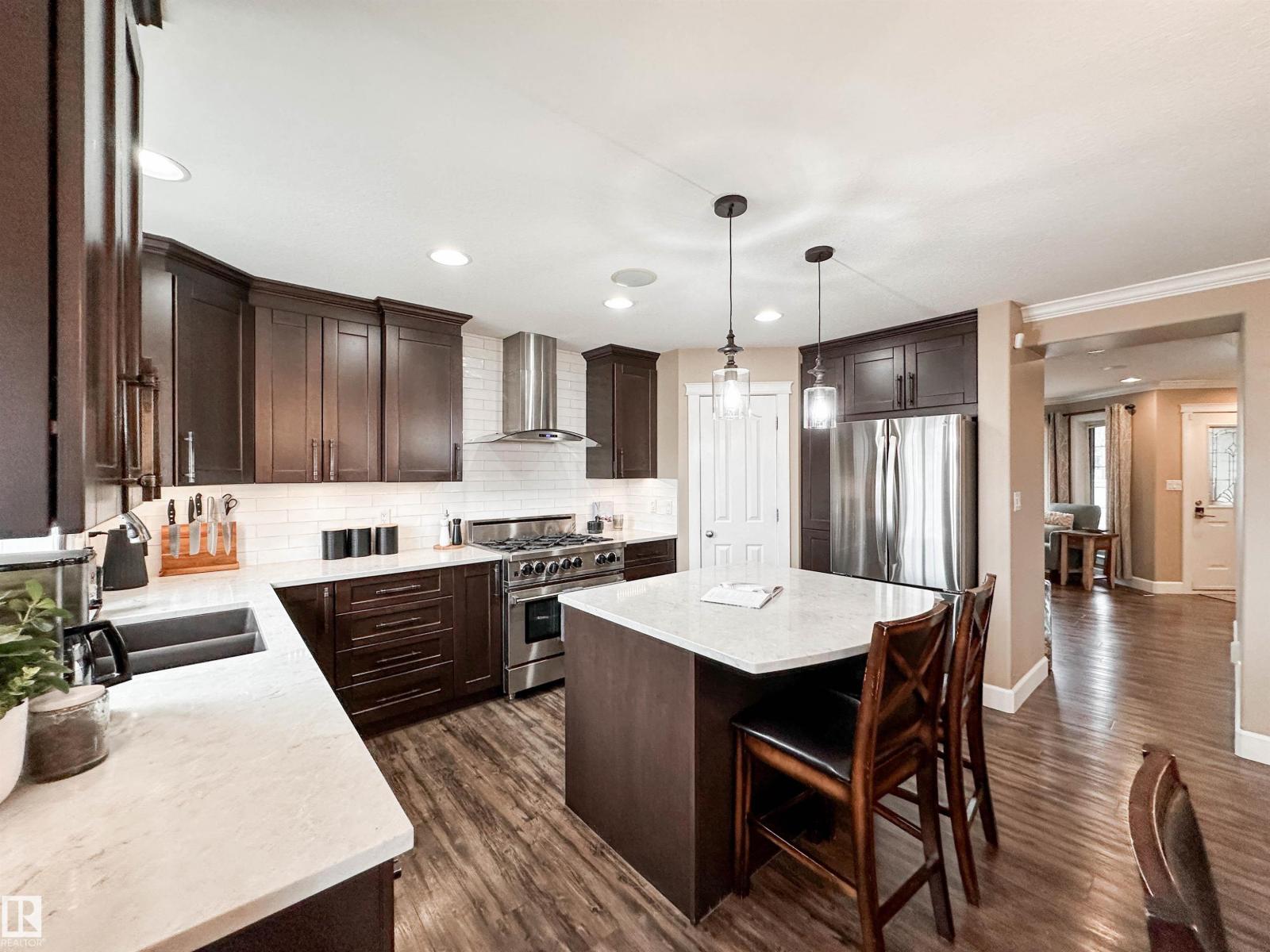 13715 149 AV NW - 8