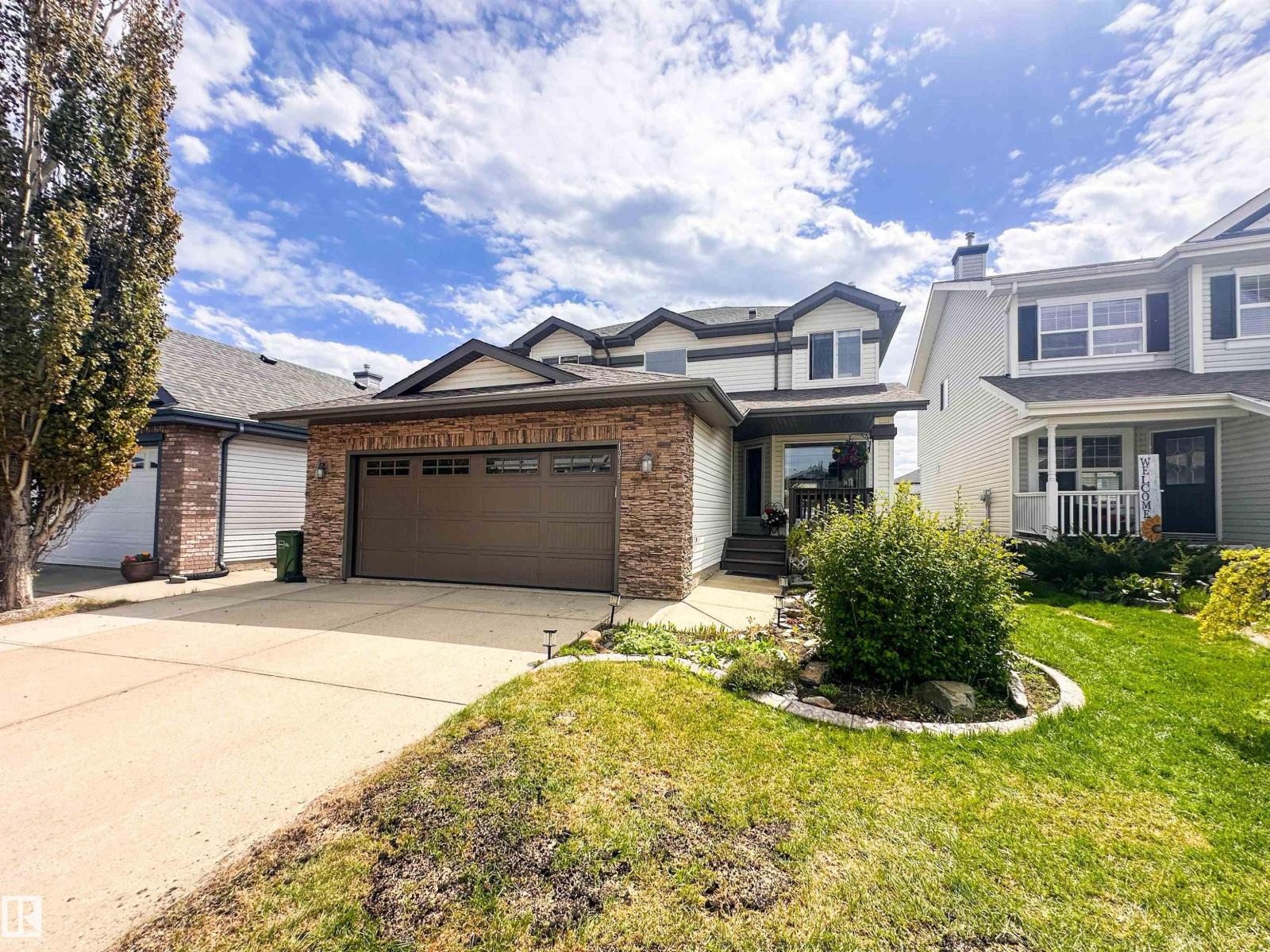 13715 149 AV NW - 71
