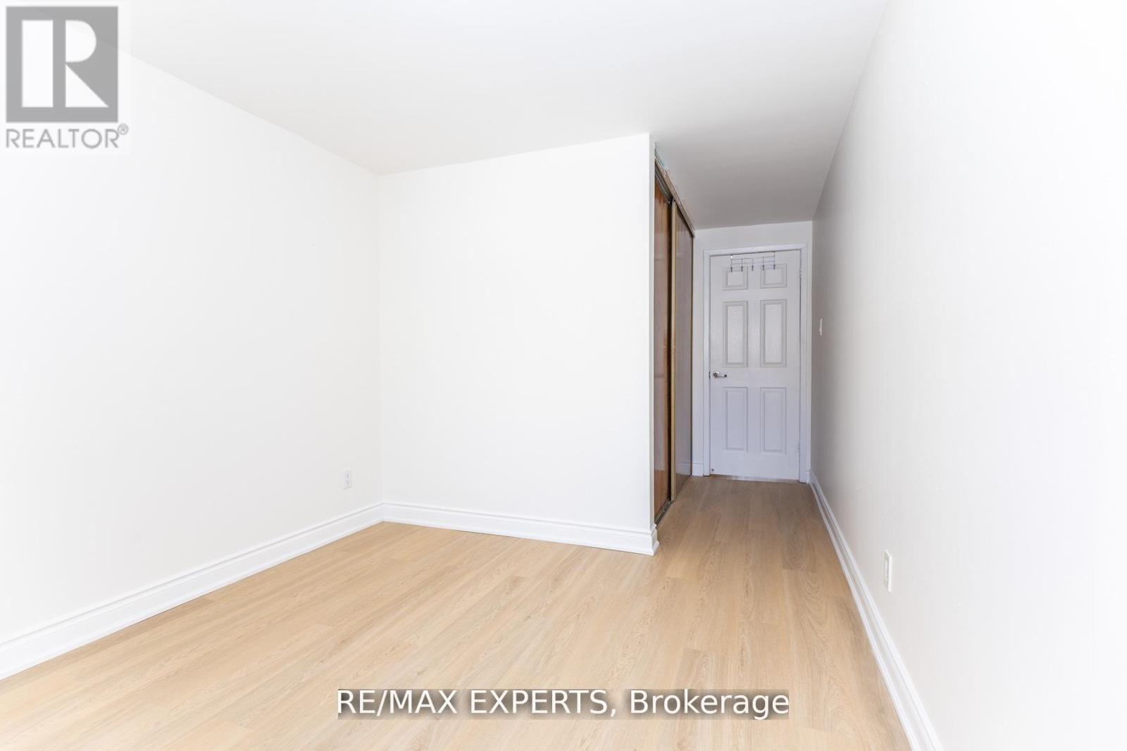 31 CARLETON PLACE - 16