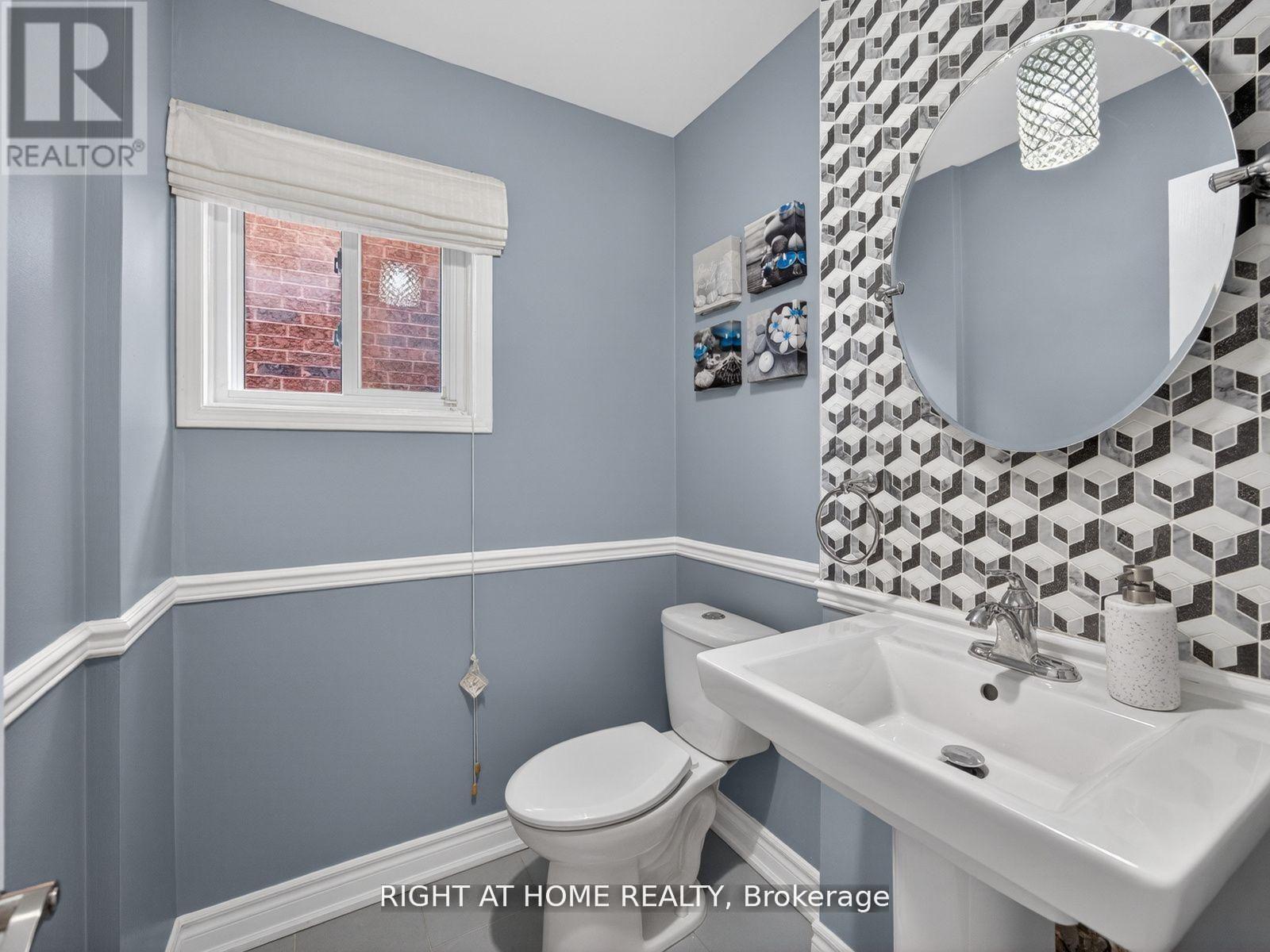 7068 ROSEHURST DRIVE - 19
