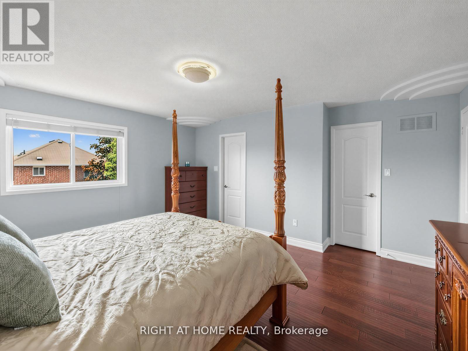7068 ROSEHURST DRIVE - 30