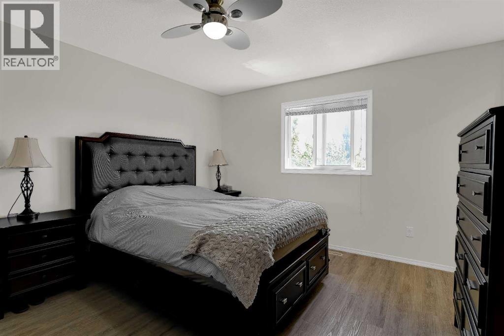 11 Pinnacle Road - 11