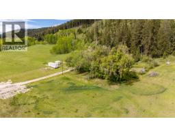 Full bathroom - 3657 95 Highway, Parson, BC V0A1H4 Photo 6