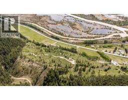 3657 95 Highway, Parson, BC V0A1H4 Photo 22