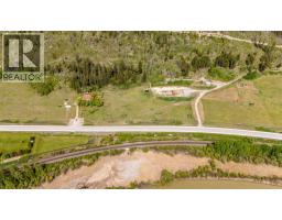 3657 95 Highway, Parson, BC V0A1H4 Photo 33
