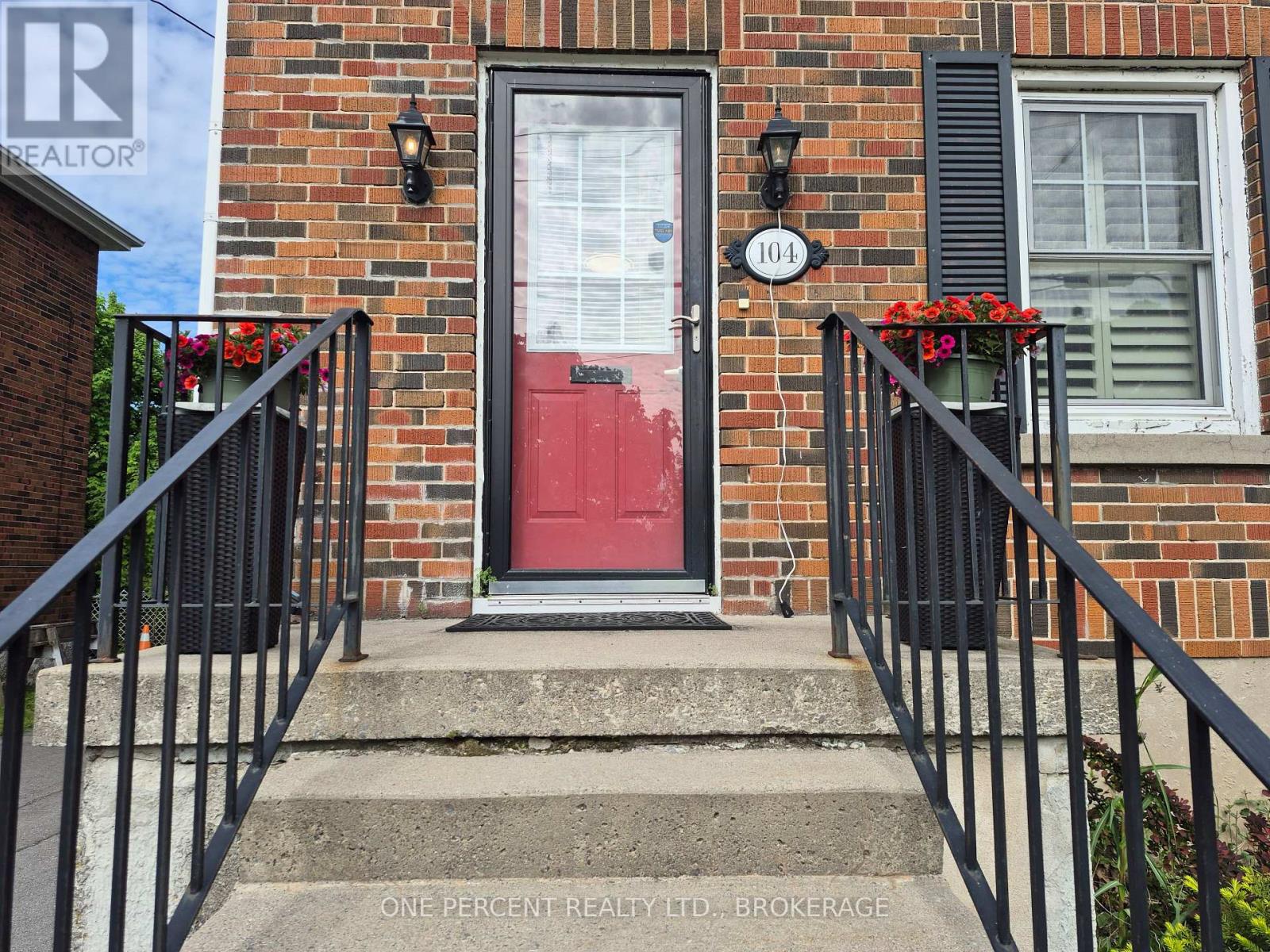 104 ELLERBECK STREET - 4