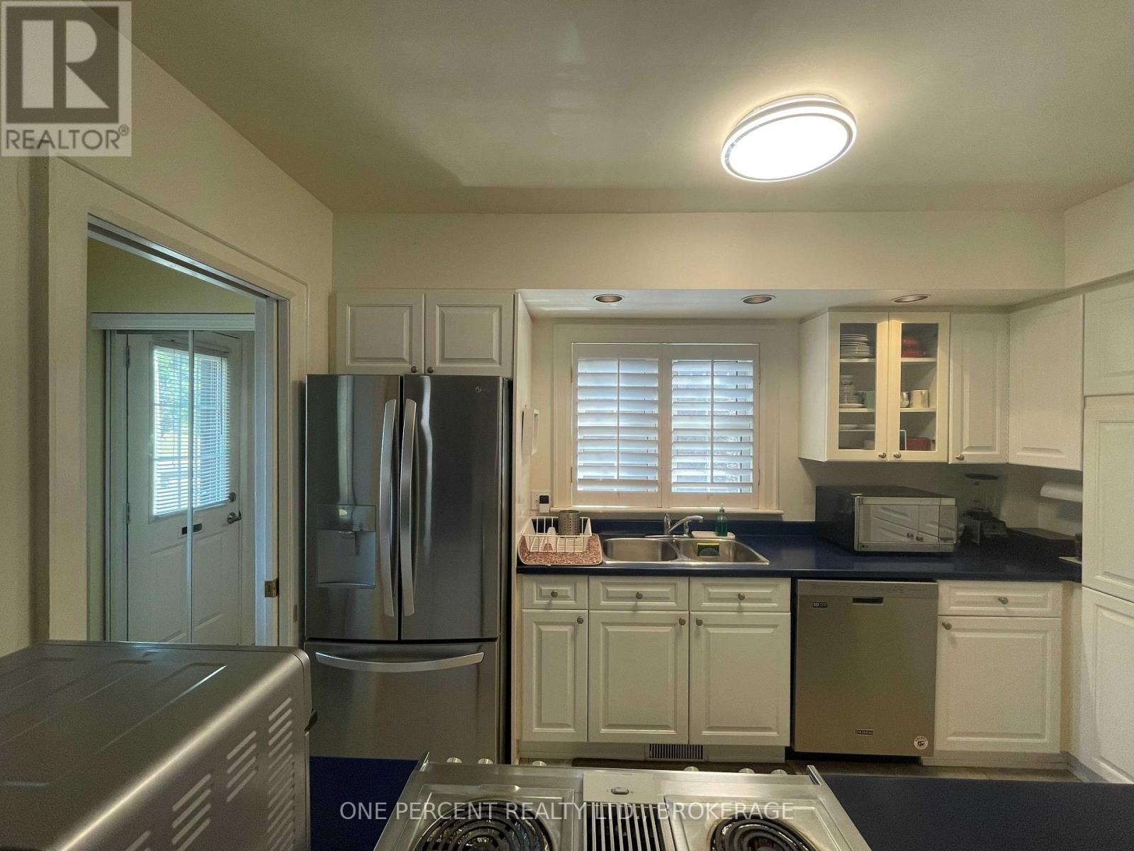 104 ELLERBECK STREET - 9
