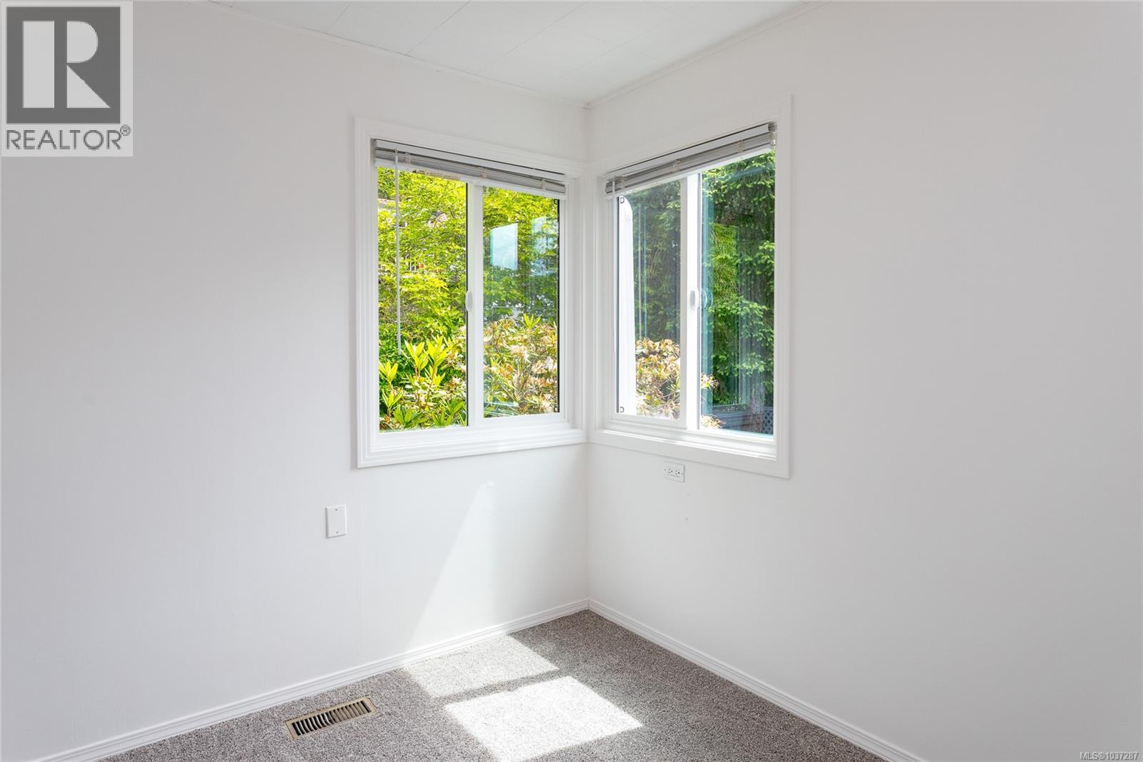 #2 6755 Wallace Dr - 27