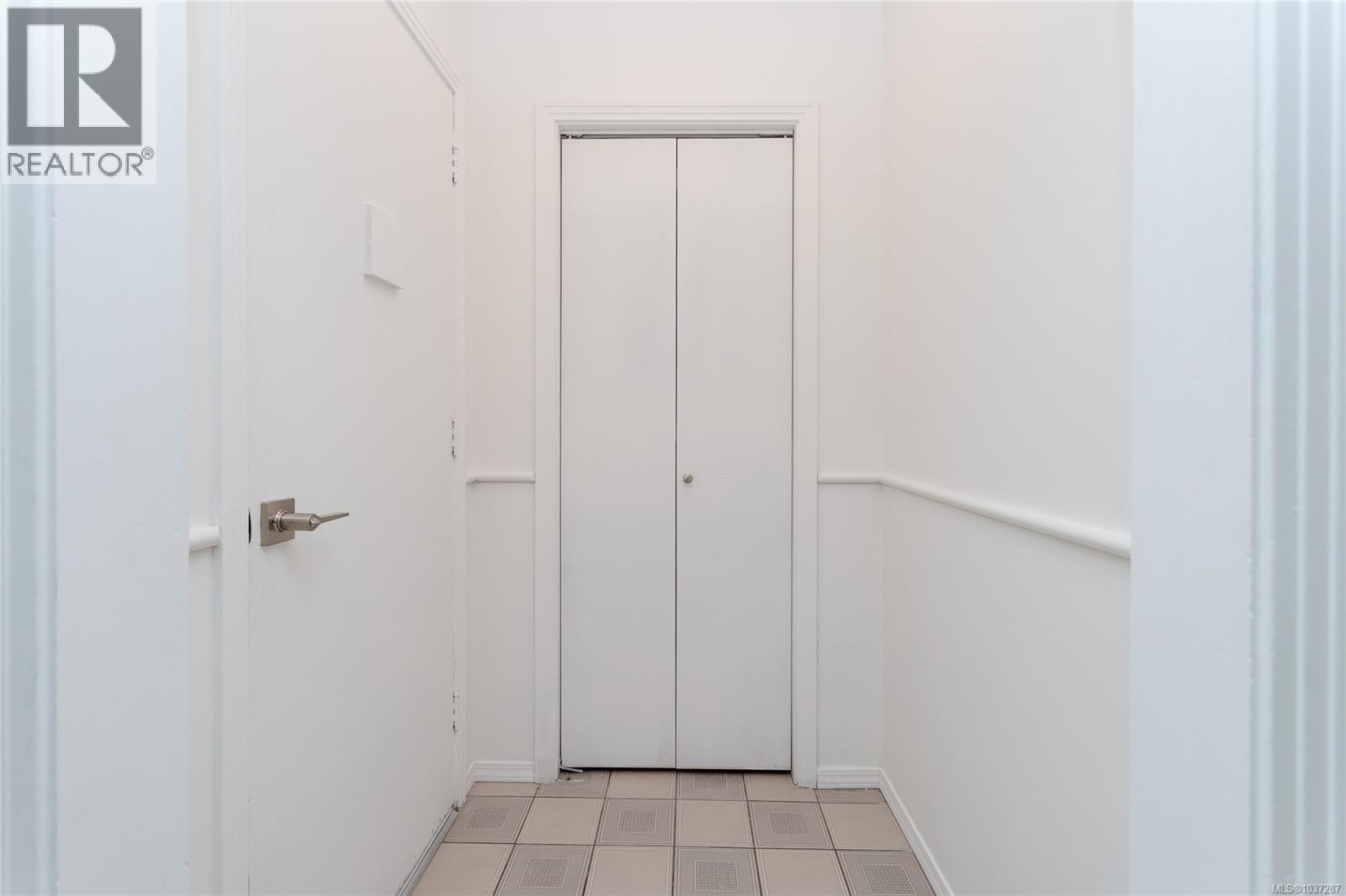 #2 6755 Wallace Dr - 6