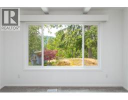 Bonus Room - 2 6755 Wallace Dr, Central Saanich, BC V8M1A2 Photo 9