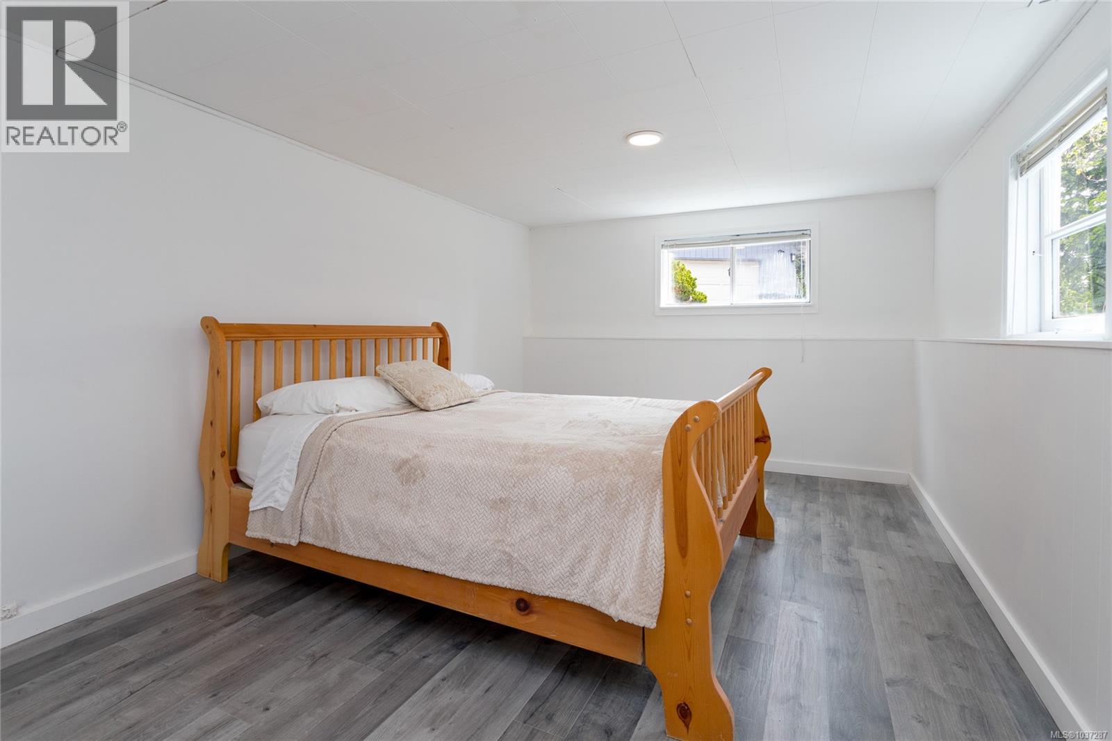 #2 6755 Wallace Dr - 31