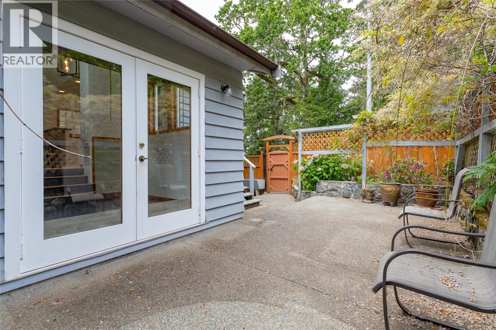 #2 6755 Wallace Dr - 42