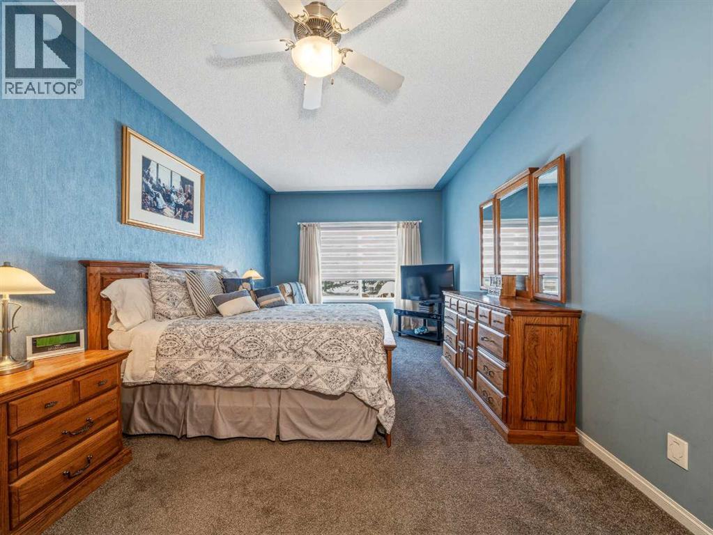 84 Sierra Morena Landing SW - 19
