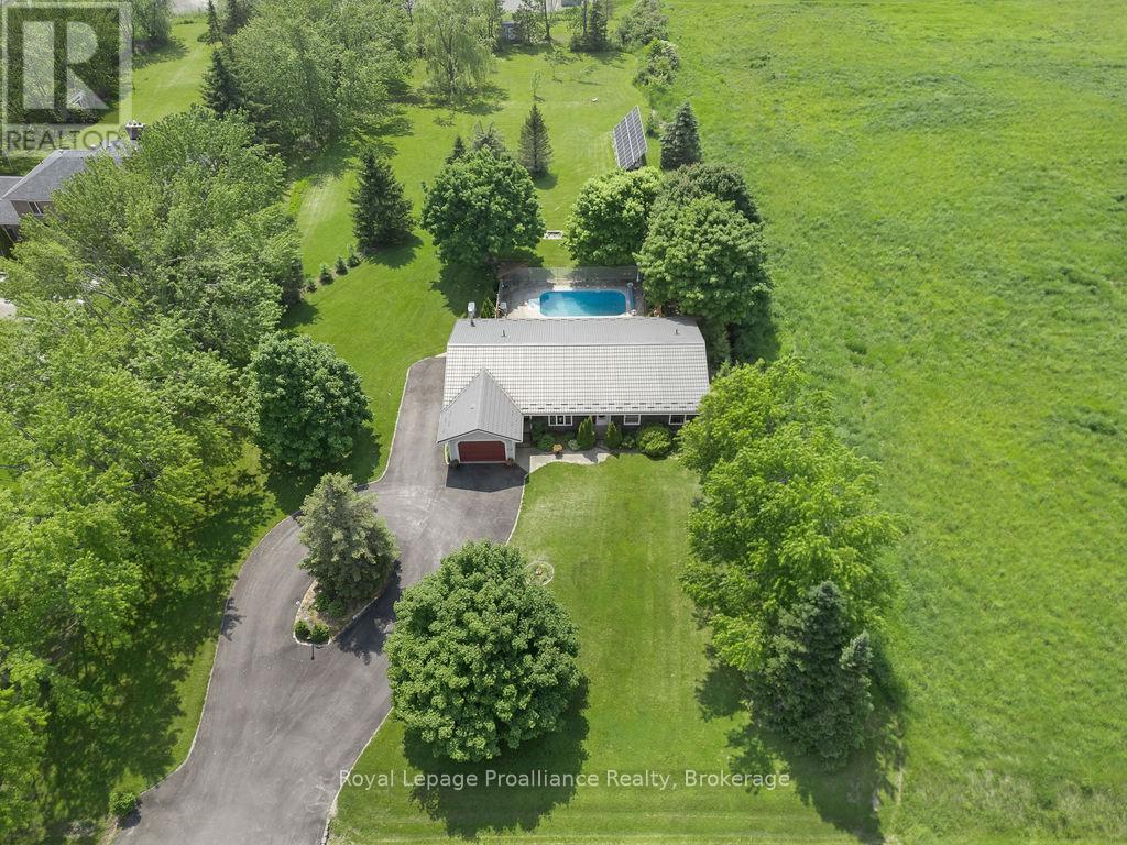 288 EDWARD STREET W - Image 2