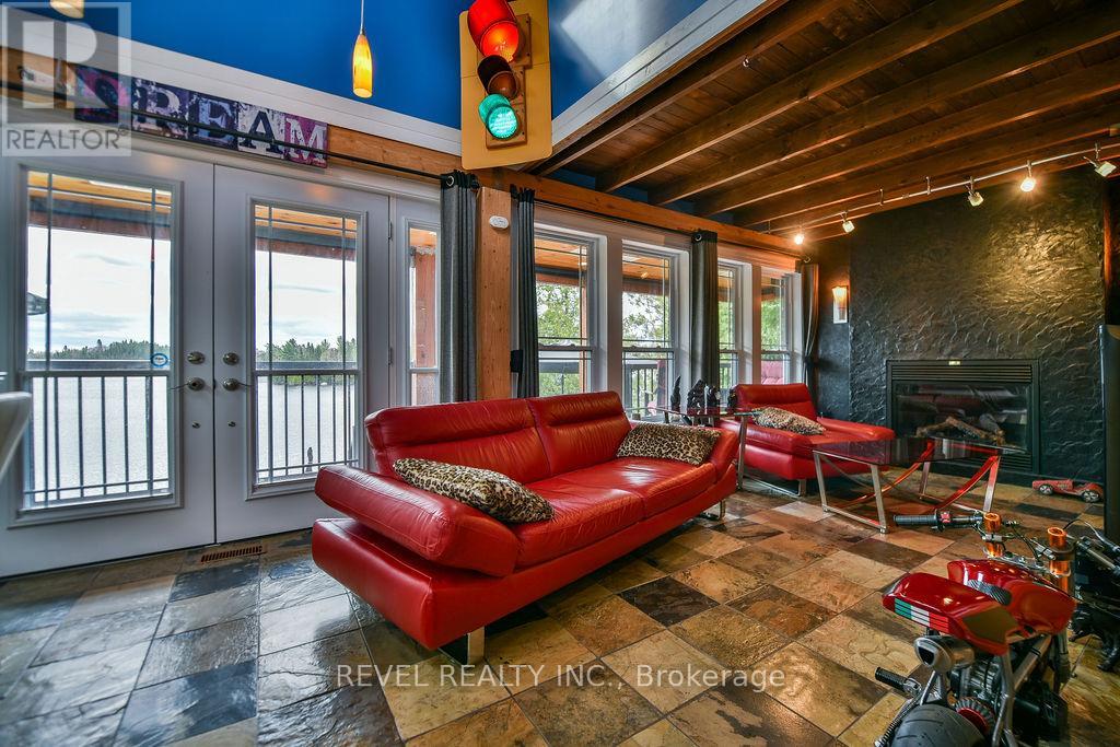 15 KEEFER LAKE ROAD - 14