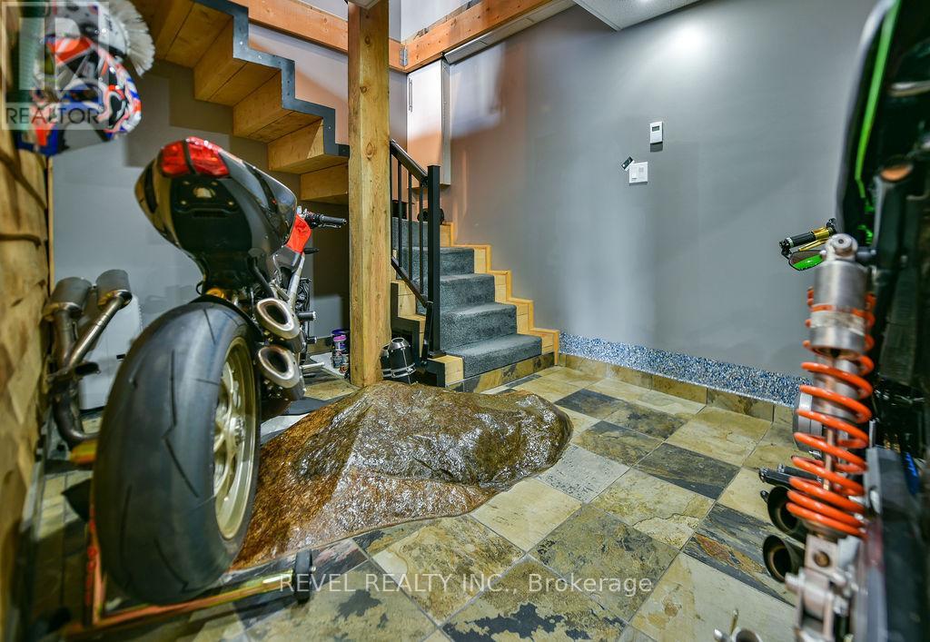 15 KEEFER LAKE ROAD - 24