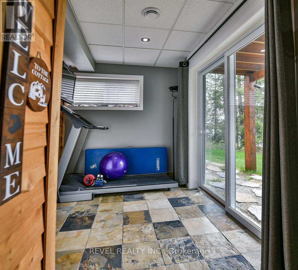 15 KEEFER LAKE ROAD - 29