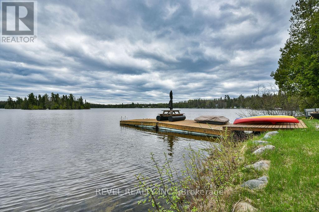 15 KEEFER LAKE ROAD - 42
