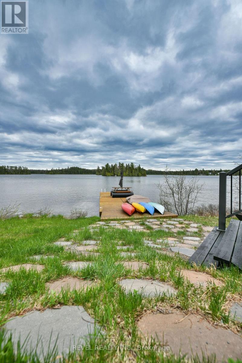 15 KEEFER LAKE ROAD - 43