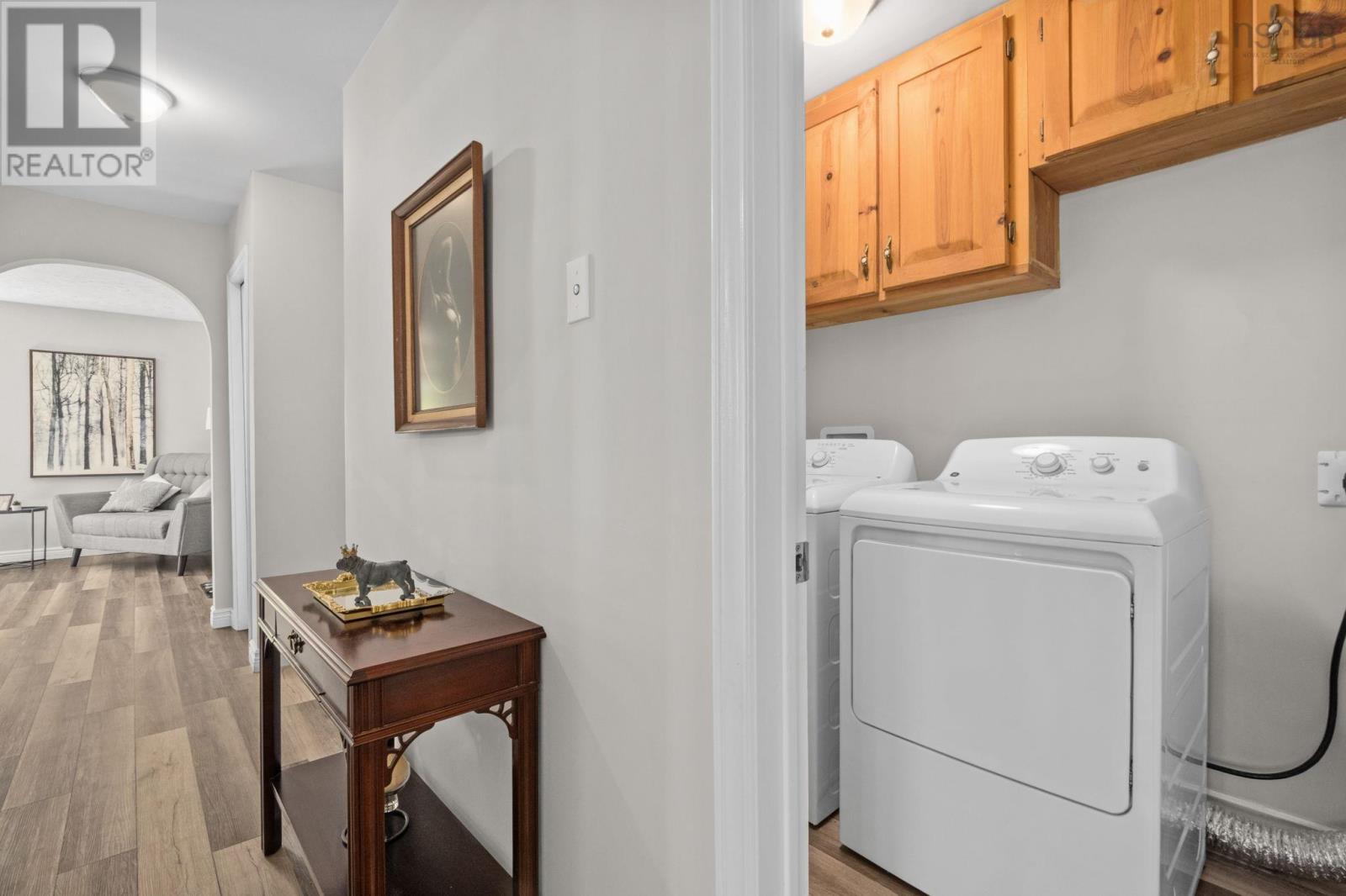 Property 24 of 49 of 2553 Joseph Street