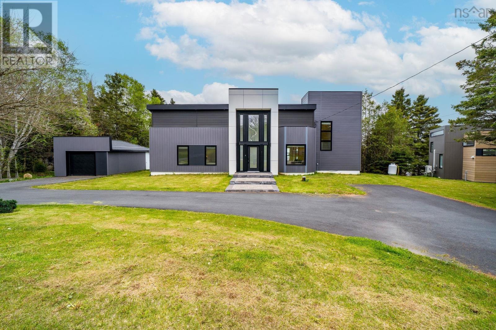 Property 2 of 50 of 3432/3434 Prospect Road