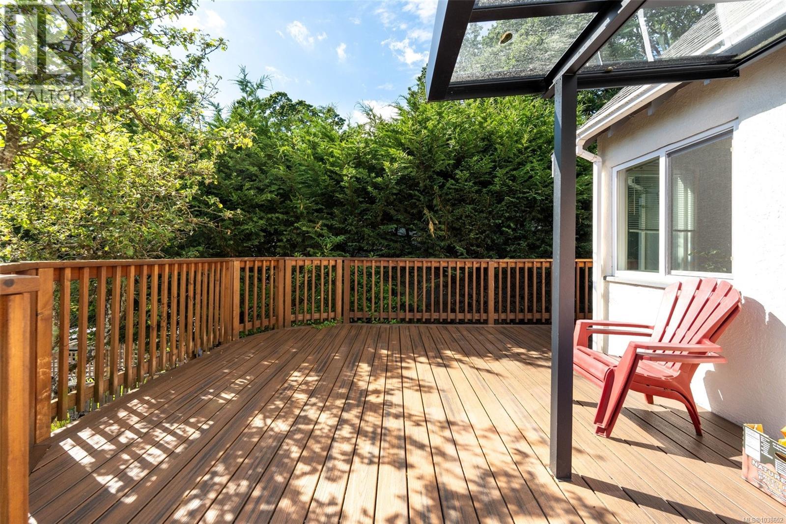 1161 Clovelly Terr - 12