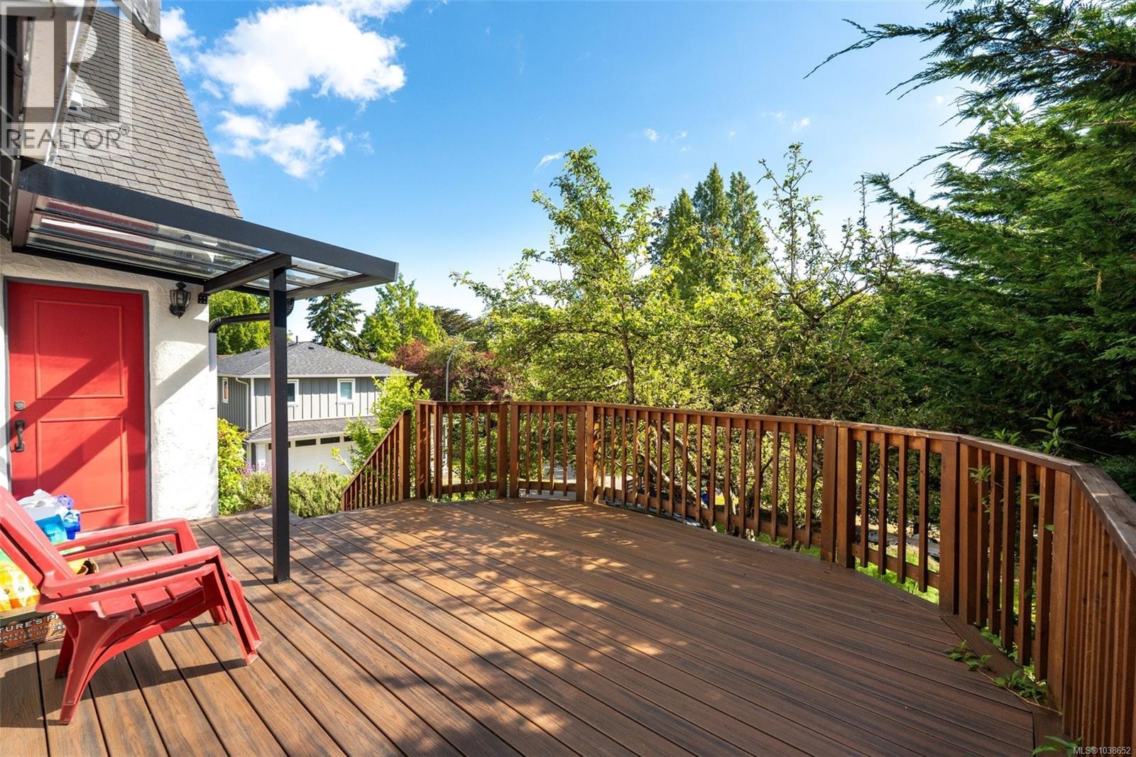1161 Clovelly Terr - 13