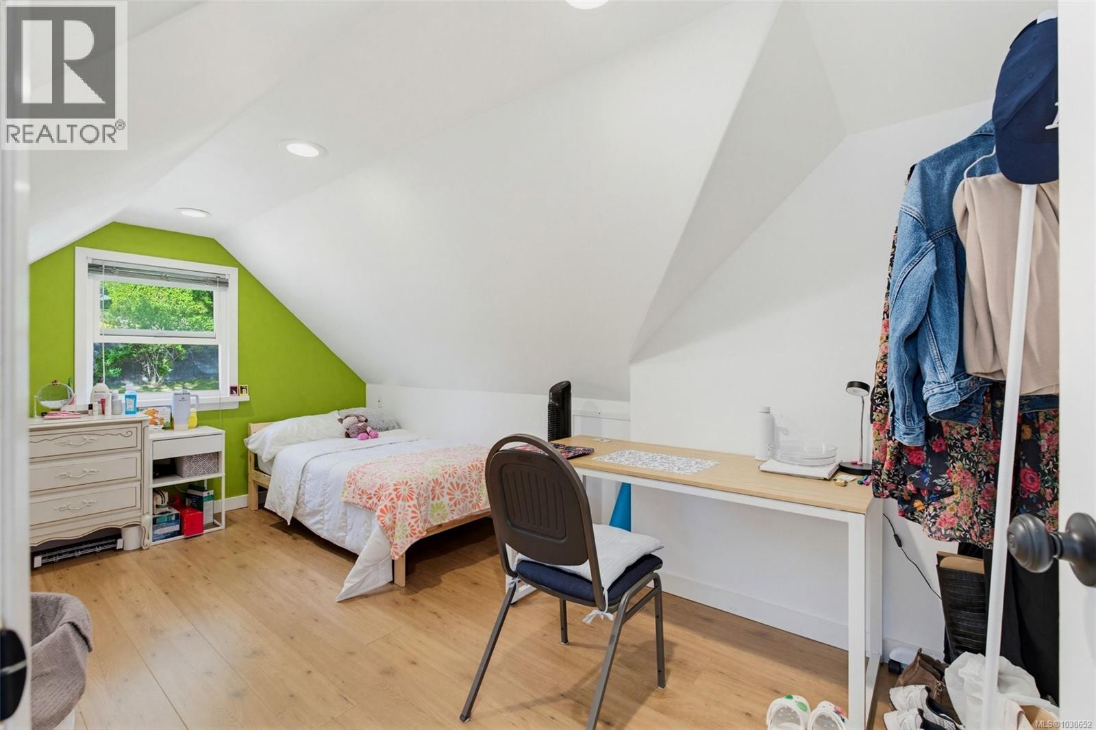 1161 Clovelly Terr - 14