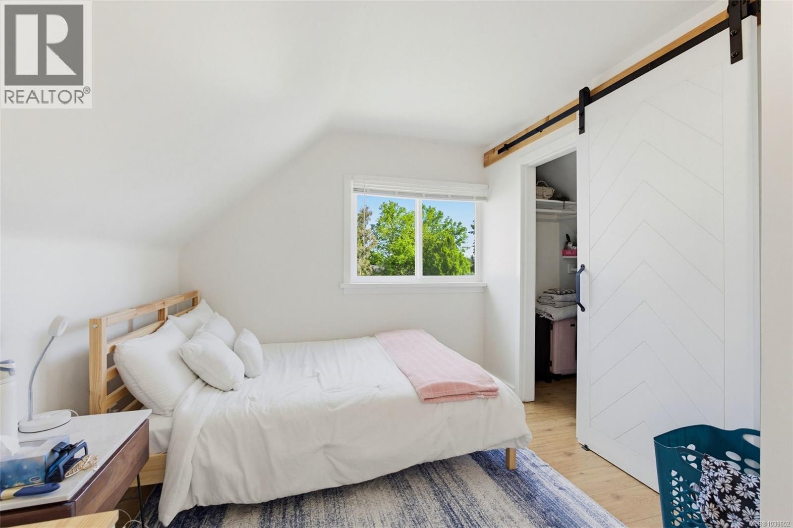 1161 Clovelly Terr - 18