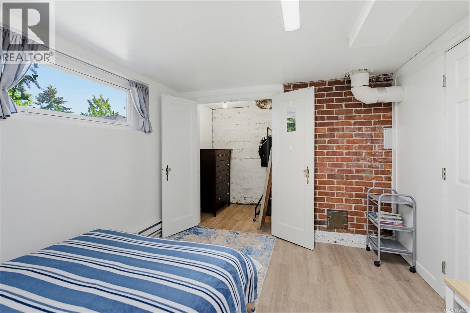 1161 Clovelly Terr - 28