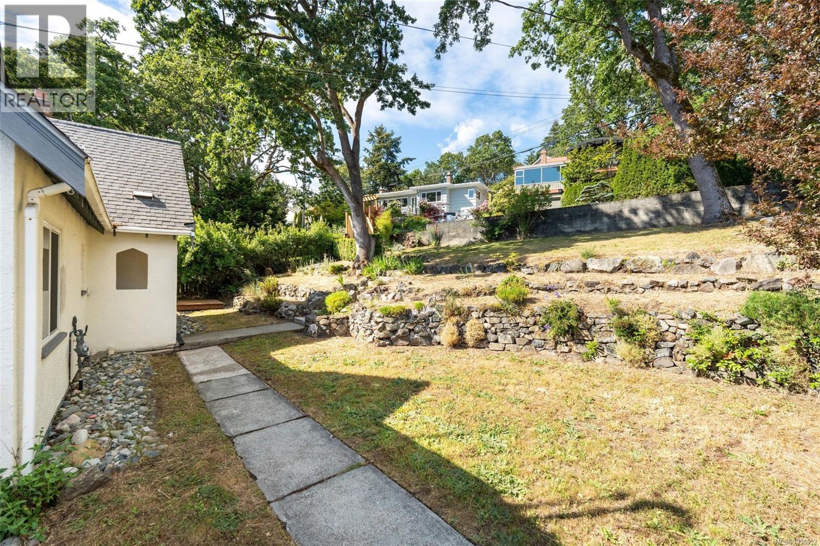 1161 Clovelly Terr - 45