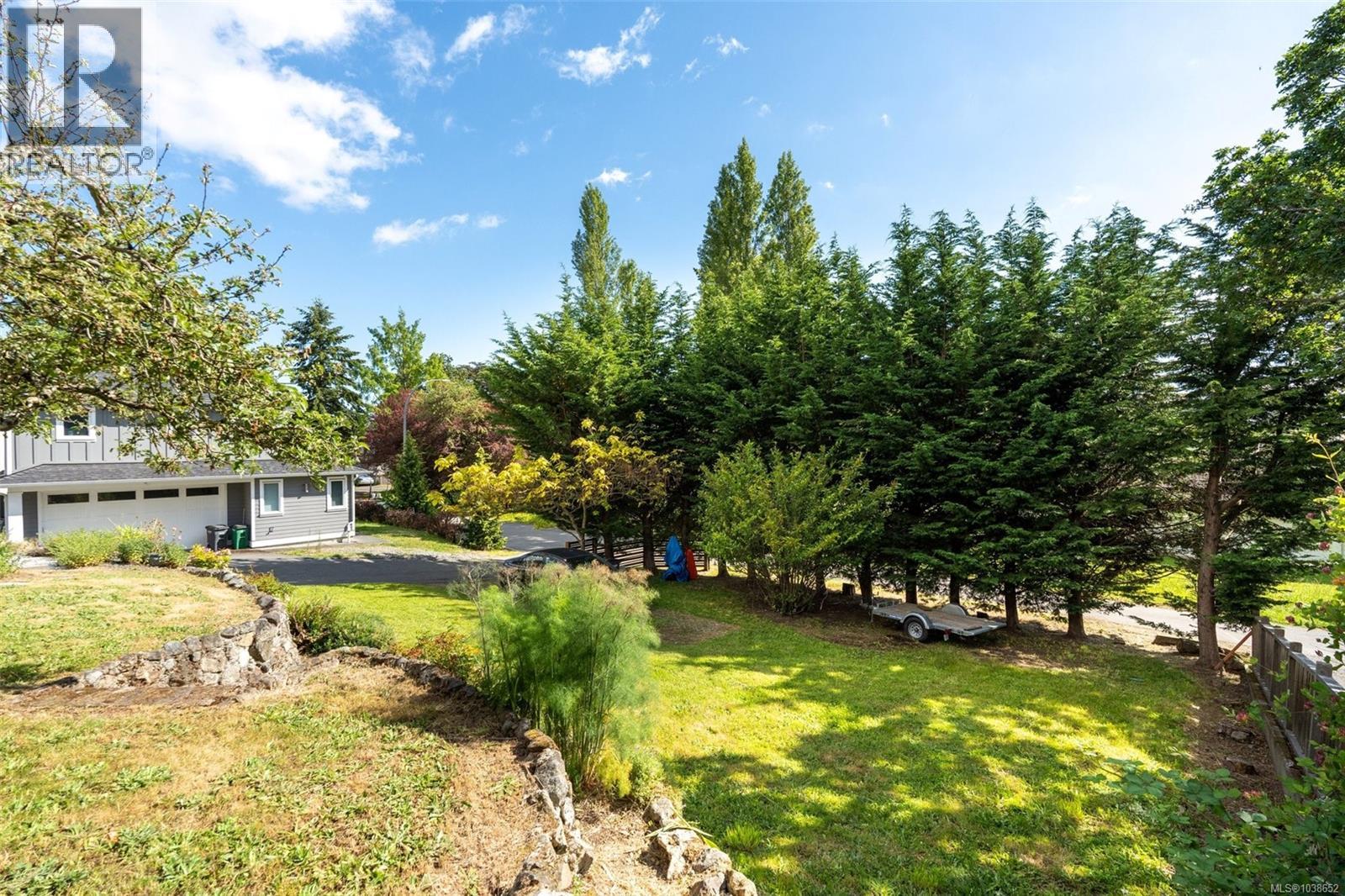 1161 Clovelly Terr - 46