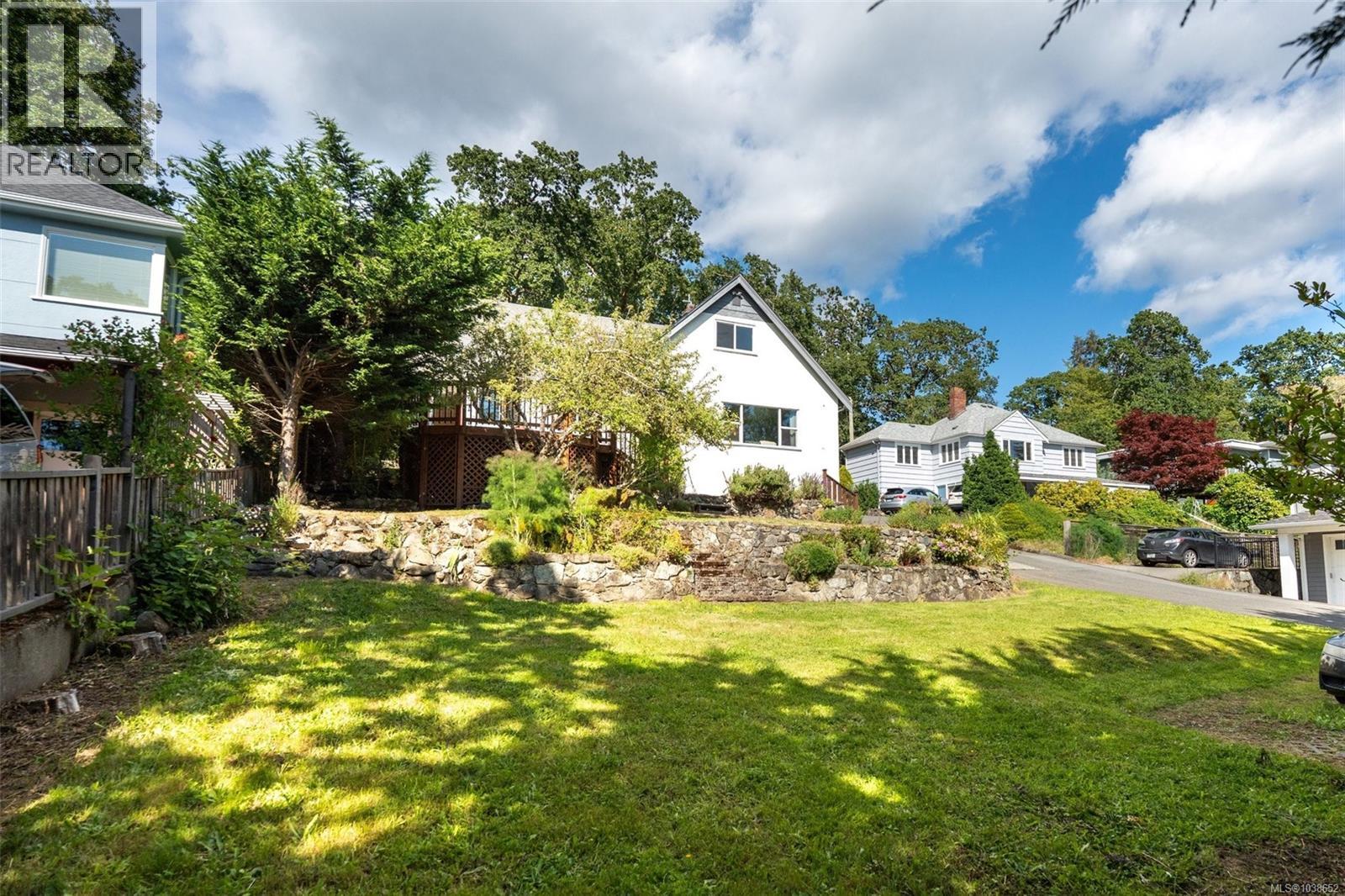 1161 Clovelly Terr - 47
